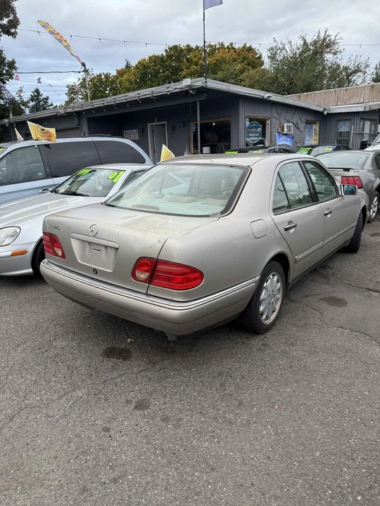 1999 Mercedes-Benz W210 E-Class - Image 4 of 8