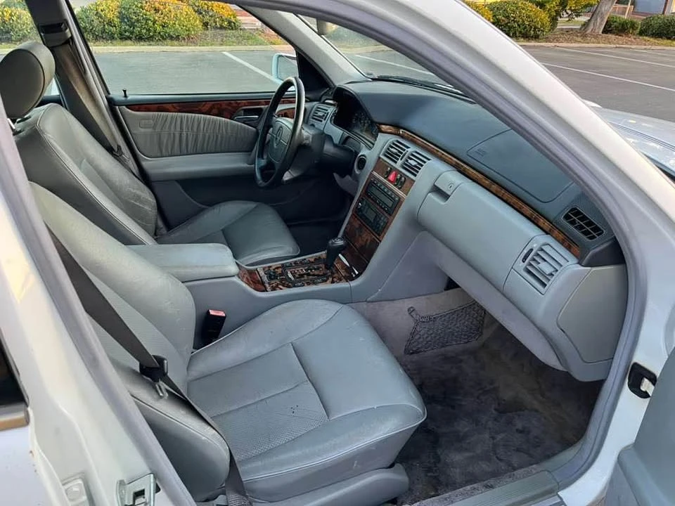 1999 Mercedes-Benz W210 E-Class - Image 13 of 16