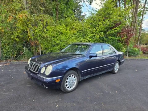 1999 Mercedes-Benz E320 4Matic