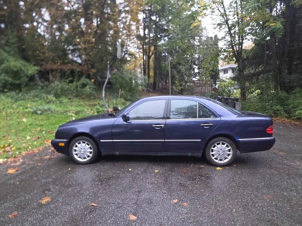 1999 Mercedes-Benz W210 E-Class - Image 2 of 12