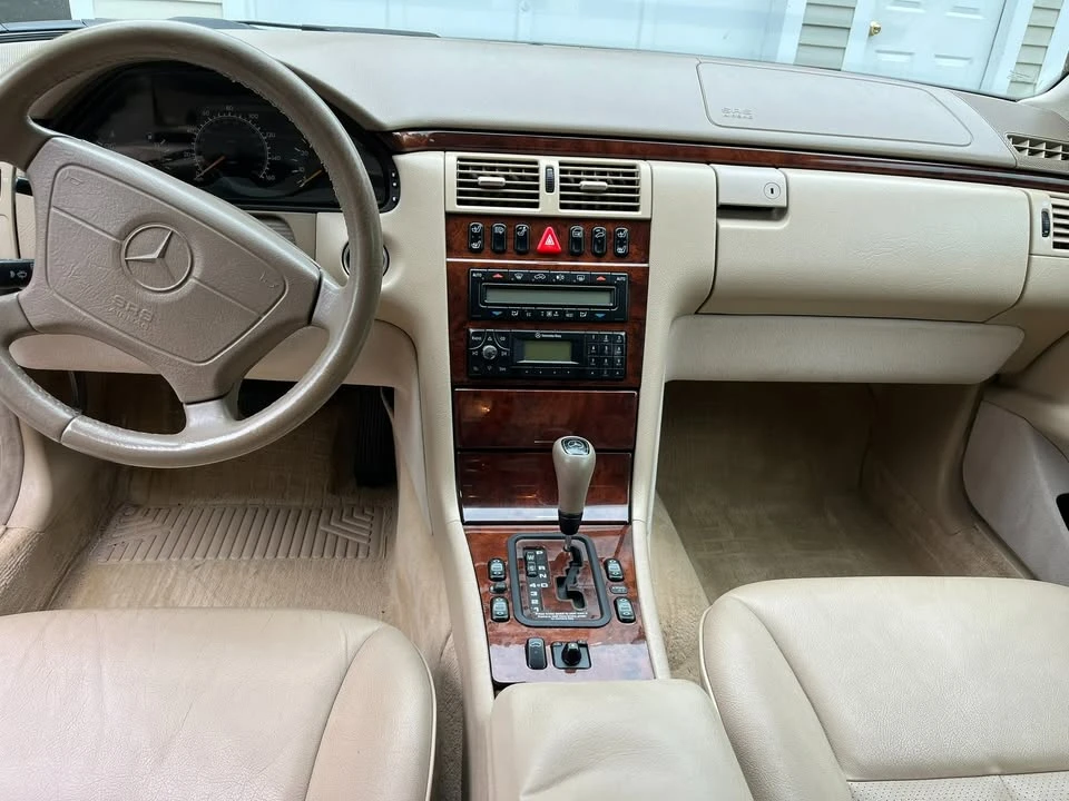 1999 Mercedes-Benz W210 E-Class - Image 4 of 12