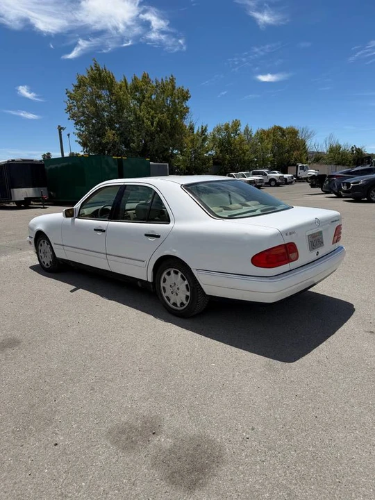1999 Mercedes-Benz W210 E-Class - Image 3 of 9