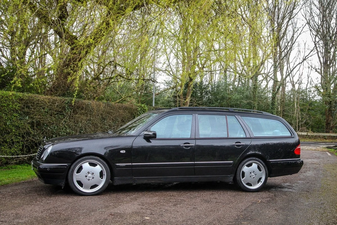 1999 Mercedes-Benz W210 E-Class - Image 8 of 30