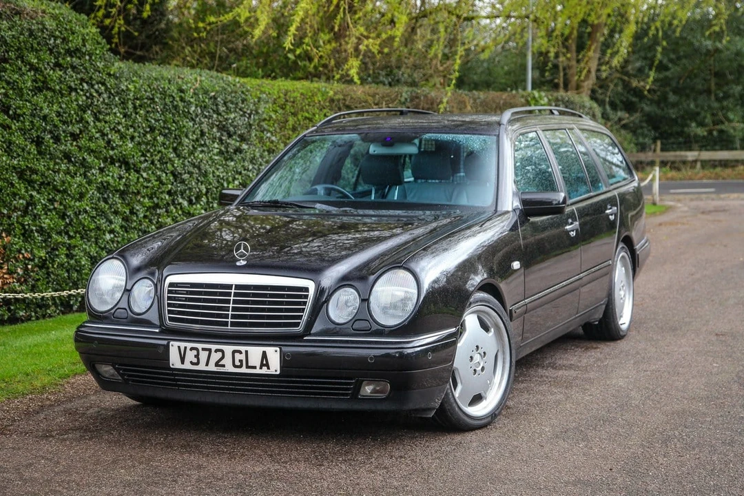 1999 Mercedes-Benz W210 E-Class - Image 2 of 30