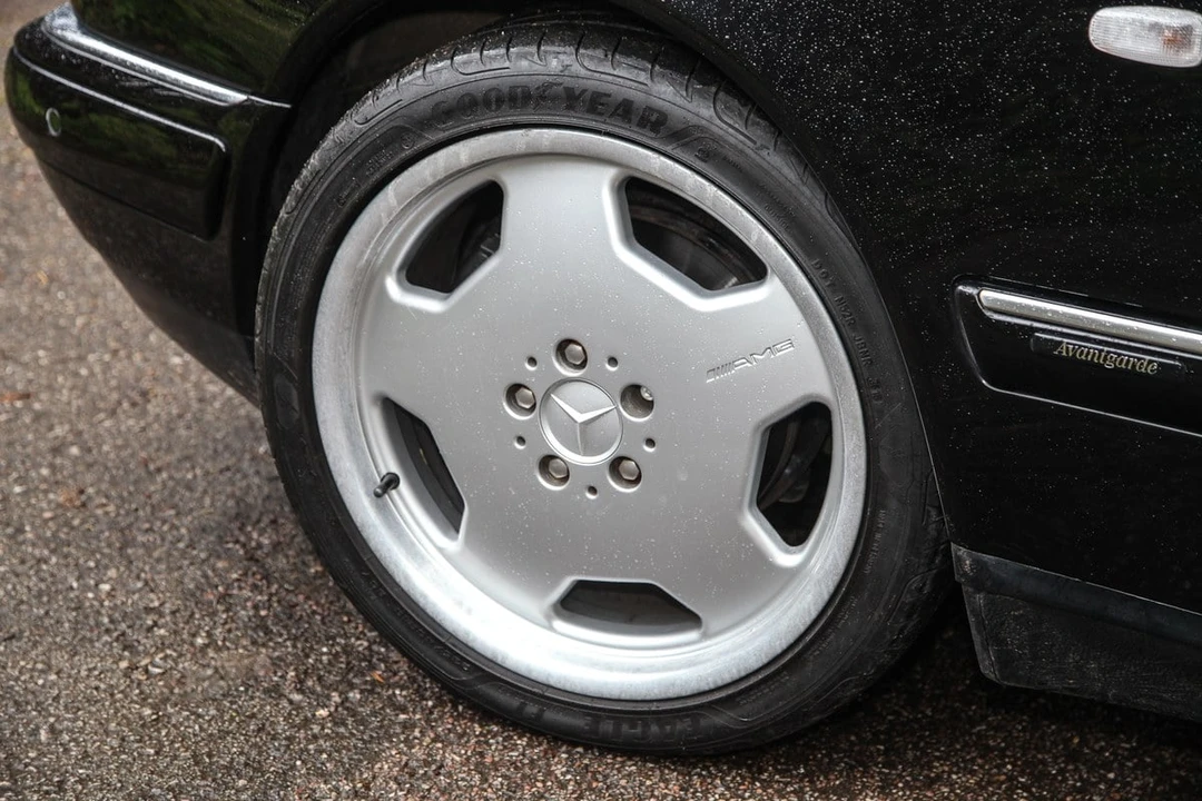 1999 Mercedes-Benz W210 E-Class - Image 13 of 30