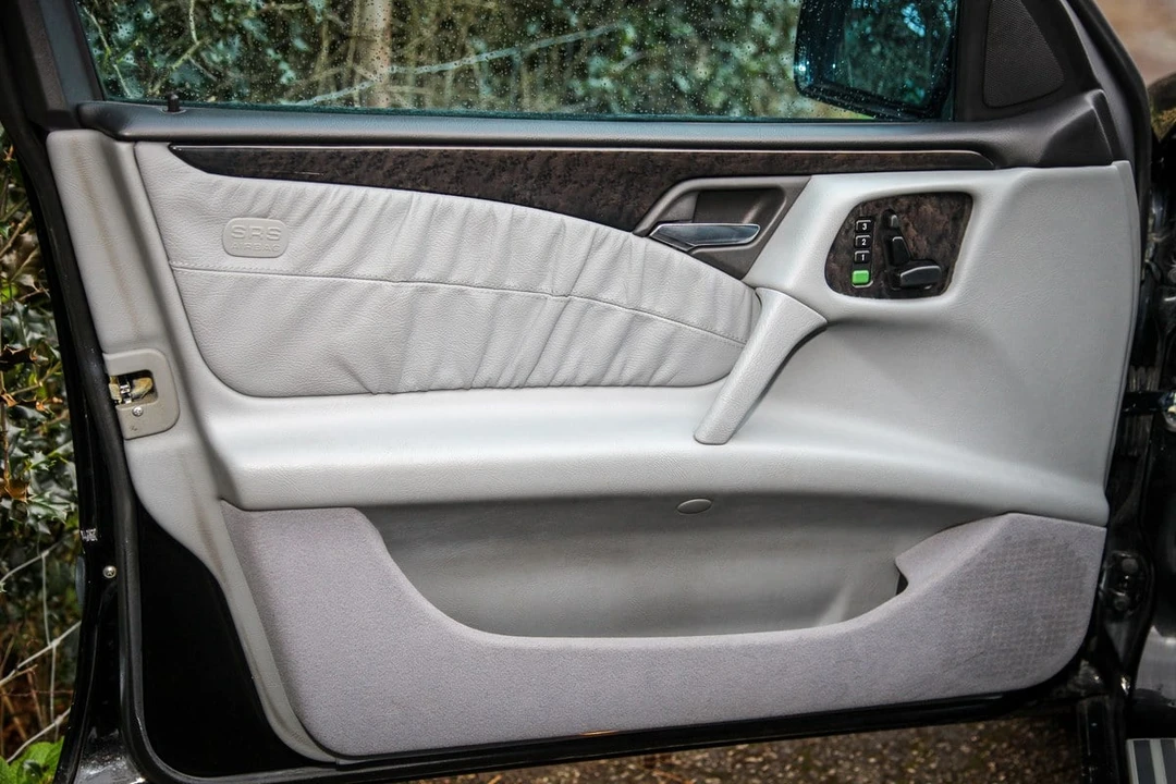 1999 Mercedes-Benz W210 E-Class - Image 23 of 30