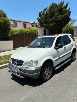 1999 Mercedes-Benz ML320