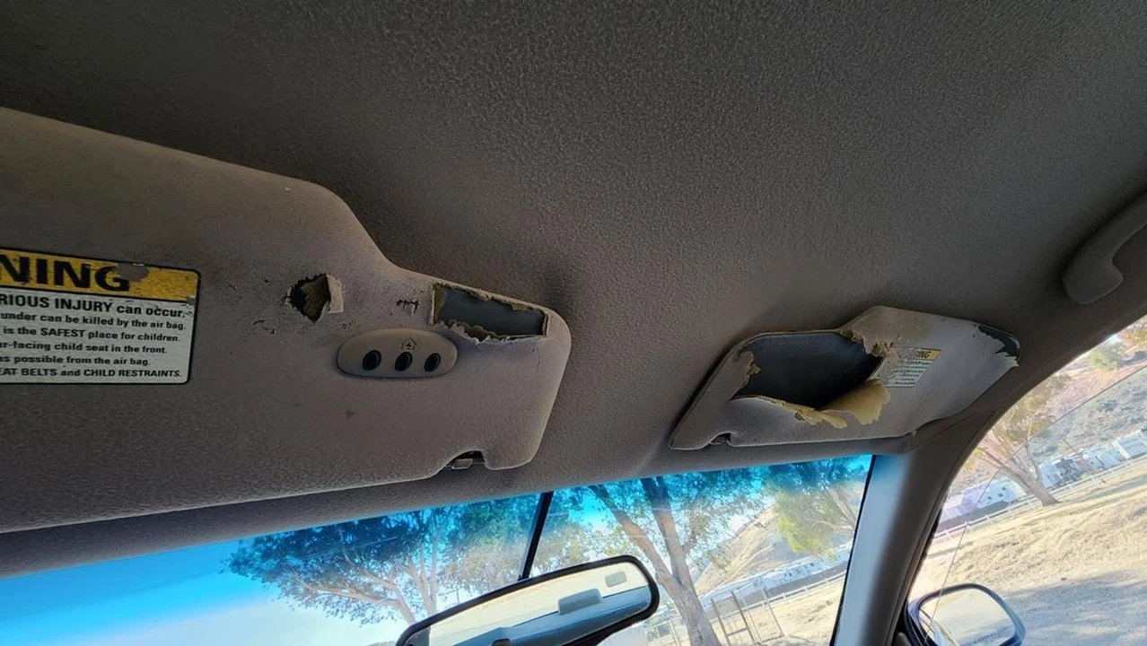 1999 Mercury Grand Marquis - Image 23 of 26