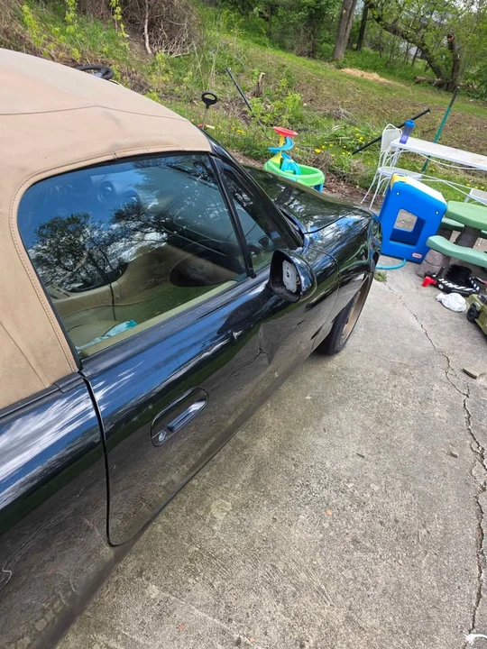 1999 Mazda NB MX-5 Miata - Image 5 of 10