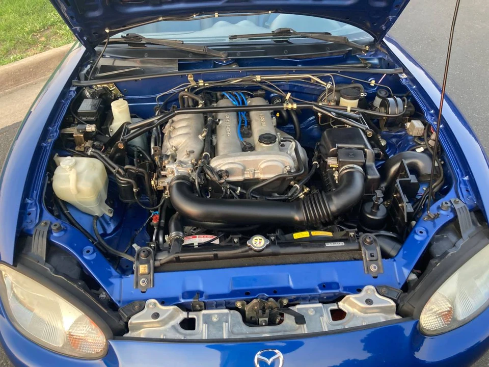 1999 Mazda NB MX-5 Miata - Image 8 of 13