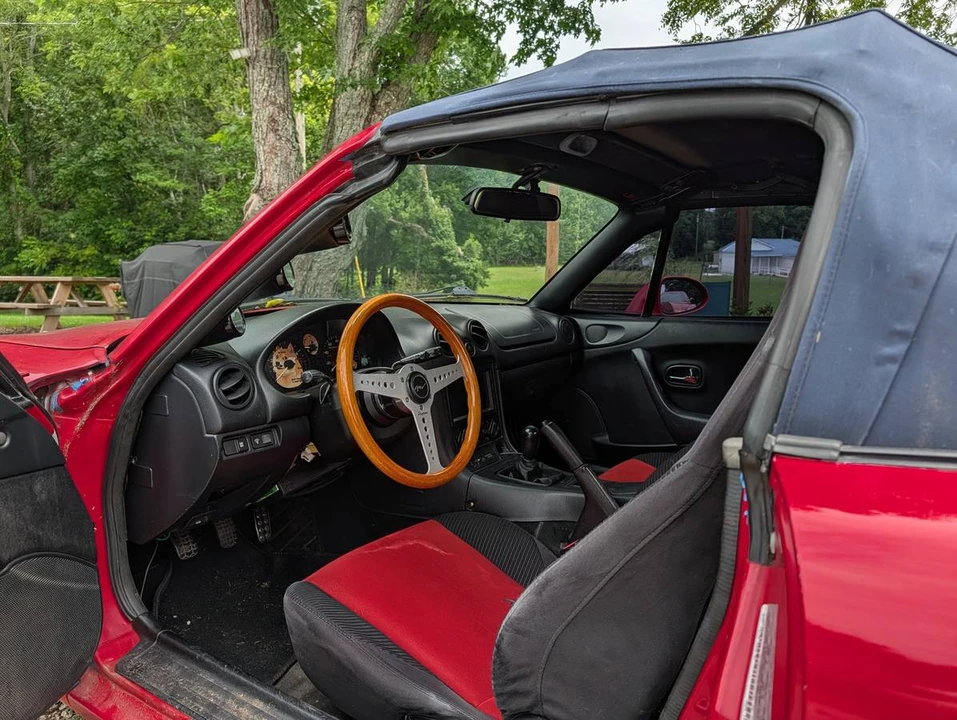 1999 Mazda NB MX-5 Miata - Image 7 of 16