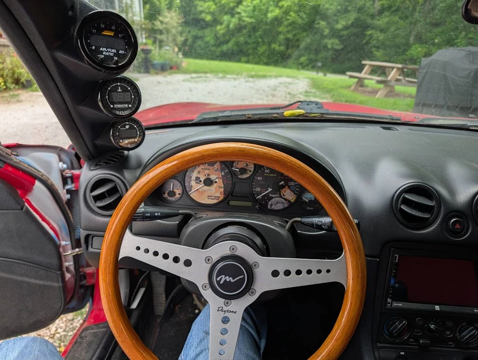 1999 Mazda NB MX-5 Miata - Image 8 of 16
