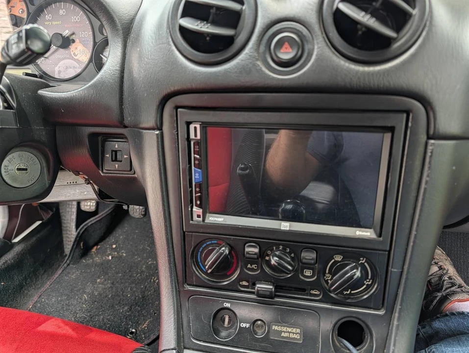 1999 Mazda NB MX-5 Miata - Image 12 of 16
