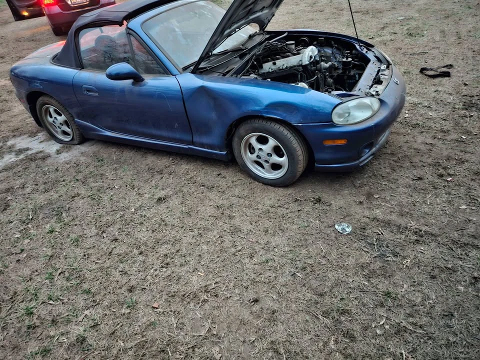 1999 Mazda NB MX-5 Miata - Image 6 of 9
