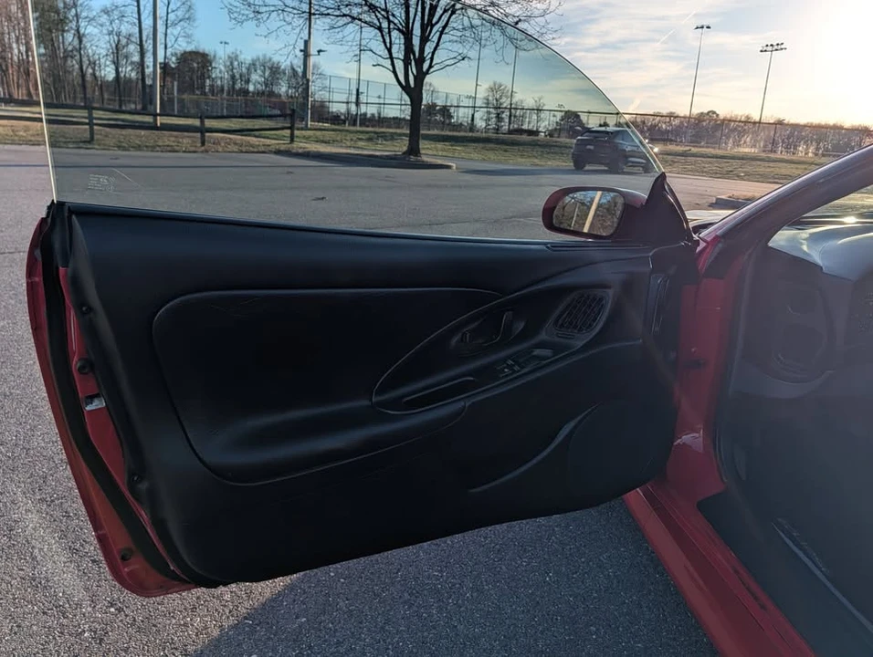 1999 Mitsubishi Eclipse 2nd Gen - Image 7 of 10