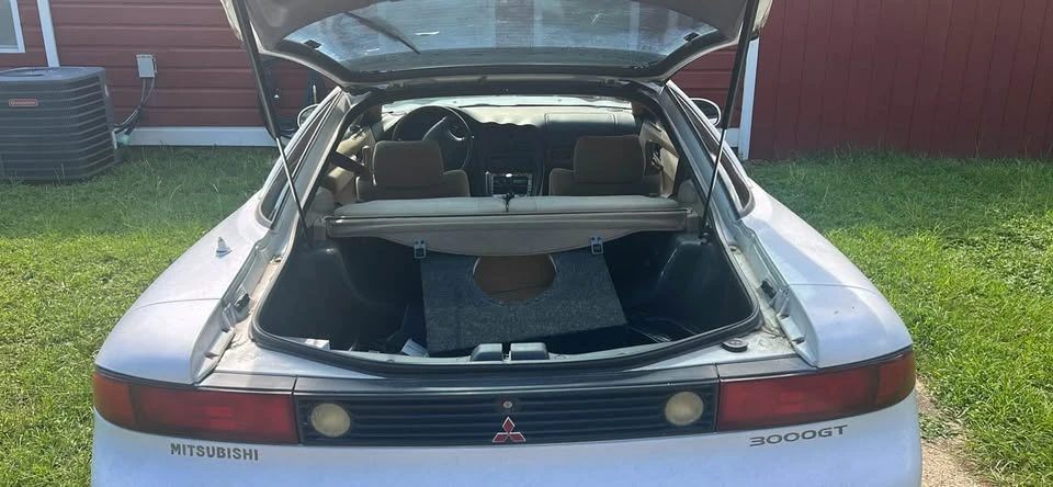 1999 Mitsubishi 3000GT Series 3 - Image 5 of 10