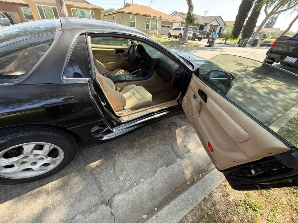 1999 Mitsubishi 3000GT Series 3 - Image 9 of 10