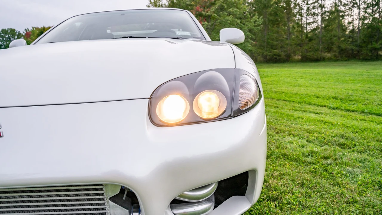 1999 Mitsubishi 3000GT Series 3 - Image 18 of 31