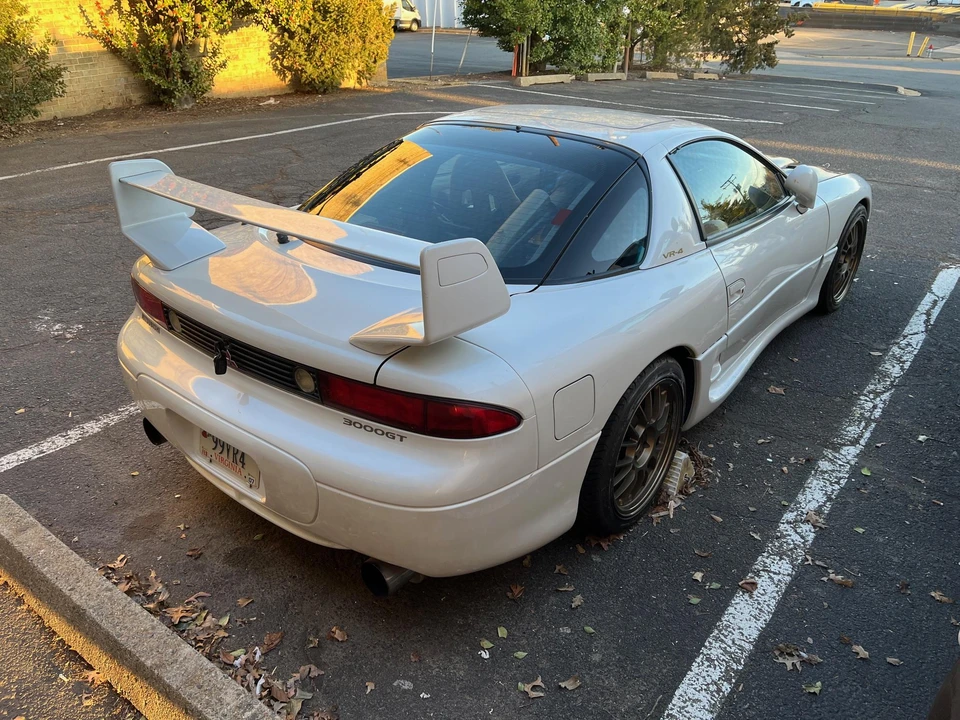 1999 Mitsubishi 3000GT Series 3 - Image 7 of 31