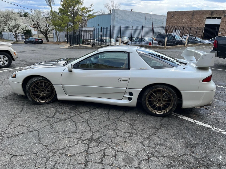 1999 Mitsubishi 3000GT Series 3 - Image 9 of 31