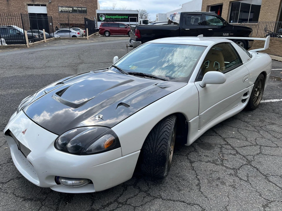 1999 Mitsubishi 3000GT Series 3 - Image 2 of 31