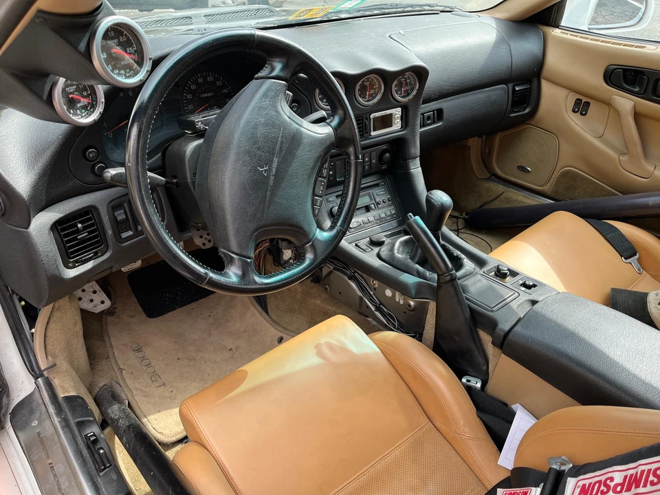 1999 Mitsubishi 3000GT Series 3 - Image 24 of 31