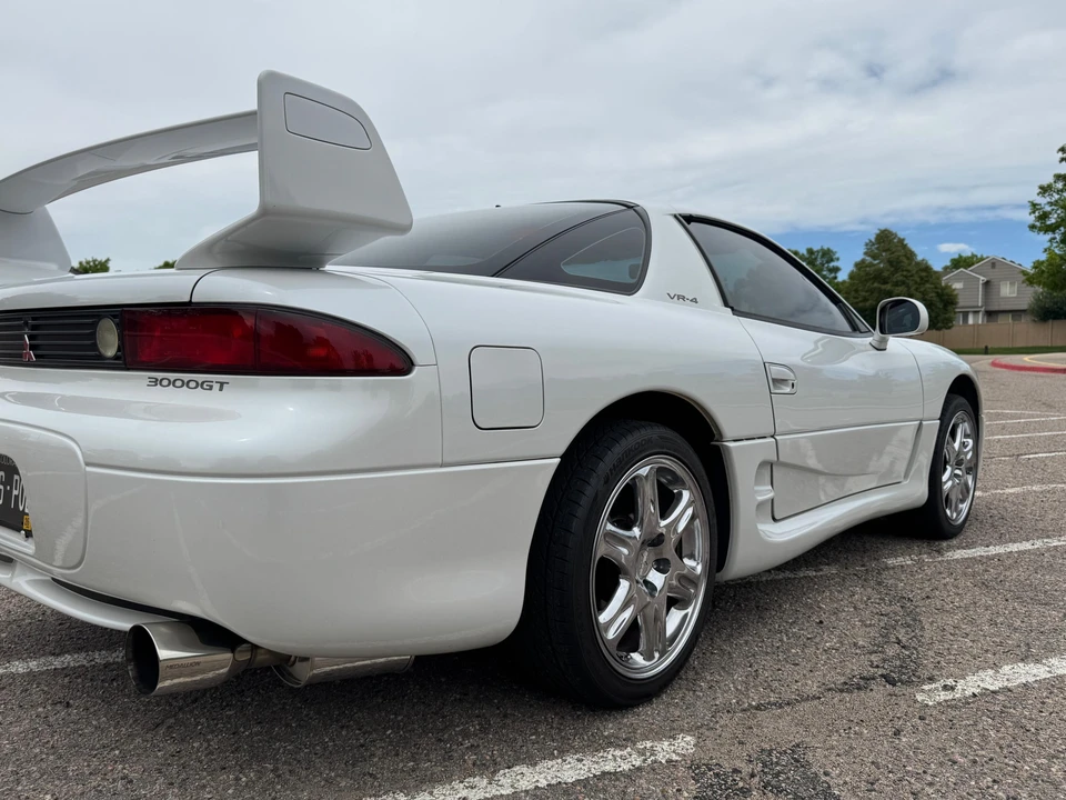 1999 Mitsubishi 3000GT Series 3 - Image 24 of 31