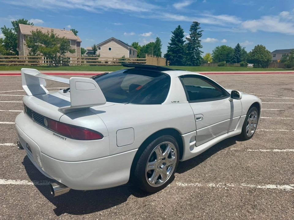 1999 Mitsubishi 3000GT Series 3 - Image 16 of 31