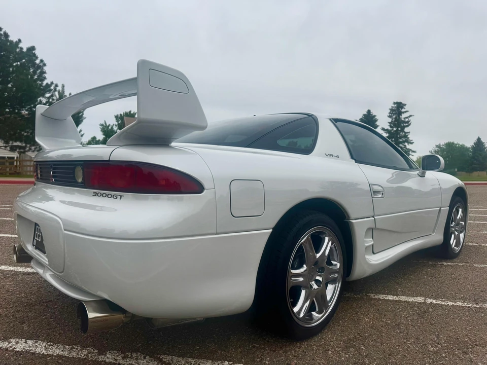 1999 Mitsubishi 3000GT Series 3 - Image 14 of 31