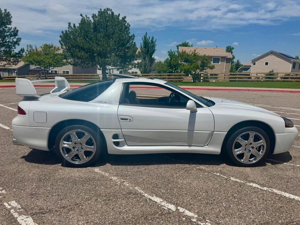 1999 Mitsubishi 3000GT Series 3 - Image 17 of 31