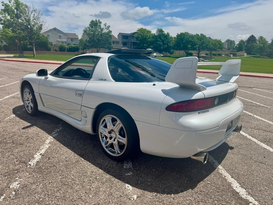 1999 Mitsubishi 3000GT Series 3 - Image 11 of 31