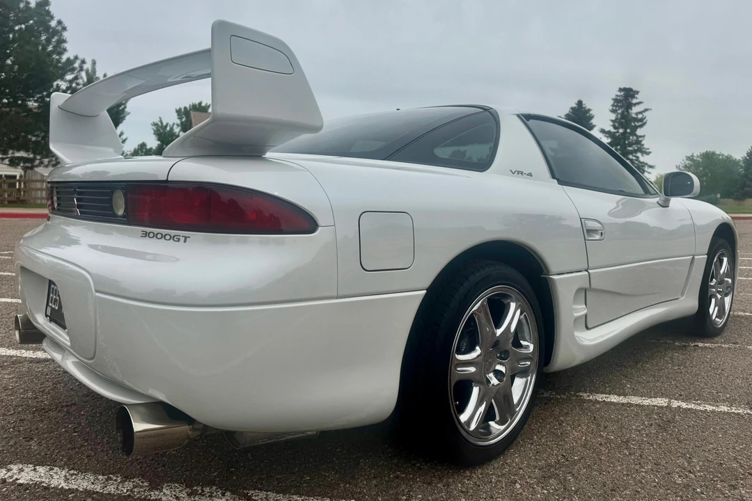 1999 Mitsubishi 3000GT Series 3 - Image 4 of 31