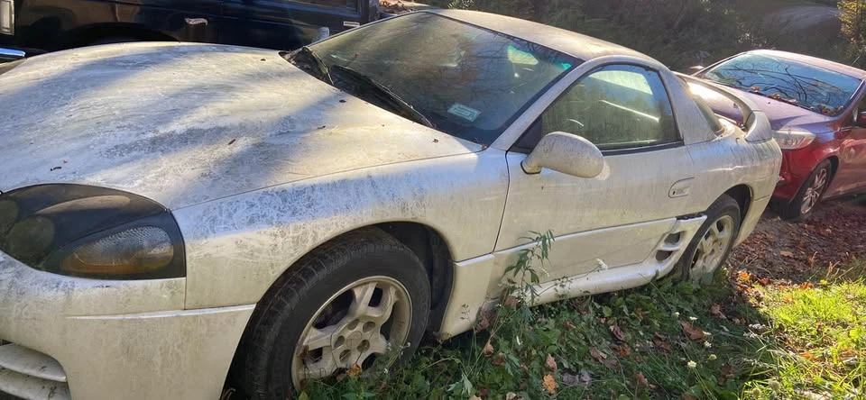 1999 Mitsubishi 3000GT Series 3 - Image 2 of 10