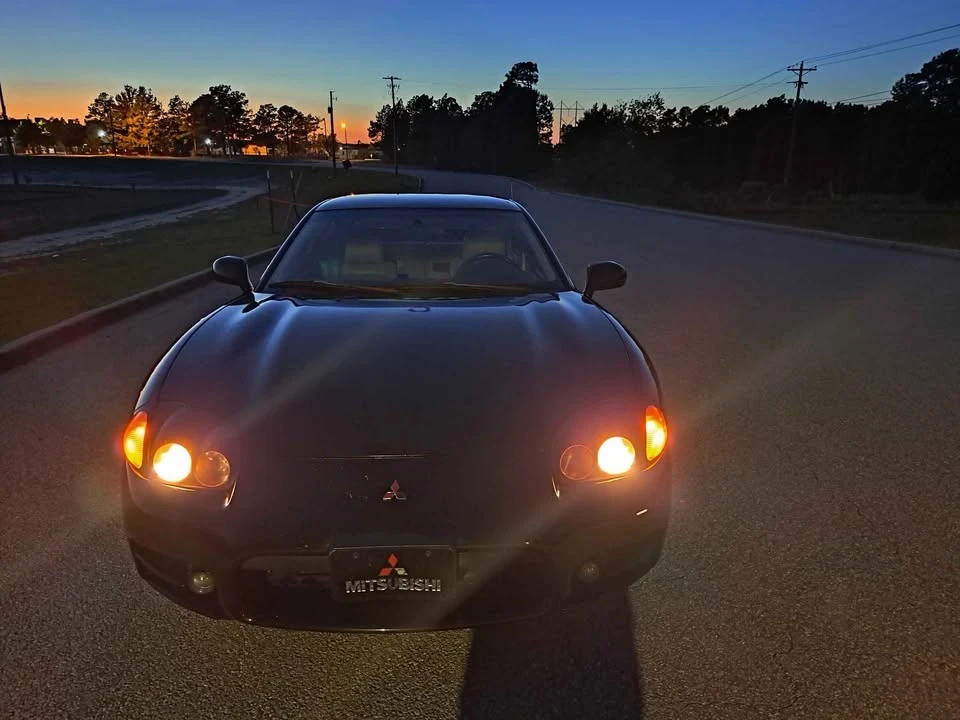 1999 Mitsubishi 3000GT Series 3 - Image 2 of 3