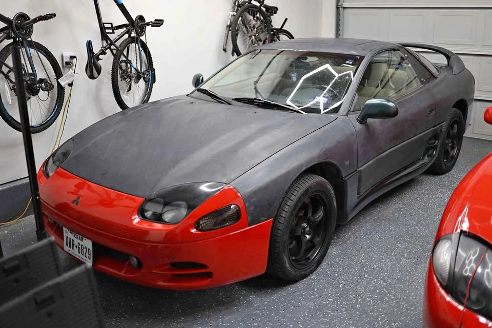 1999 Mitsubishi 3000GT Series 3 - Image 2 of 15