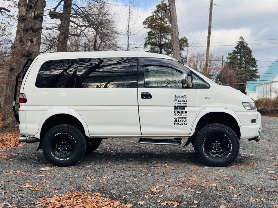 1999 Mitsubishi Delica 4th Gen - Image 17 of 31