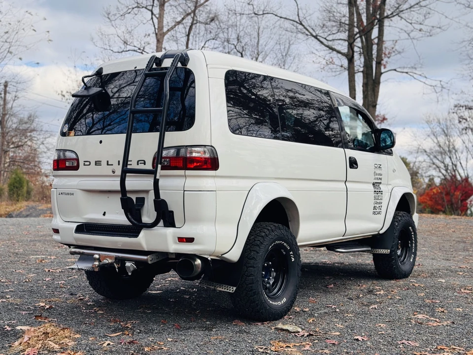 1999 Mitsubishi Delica 4th Gen - Image 23 of 31