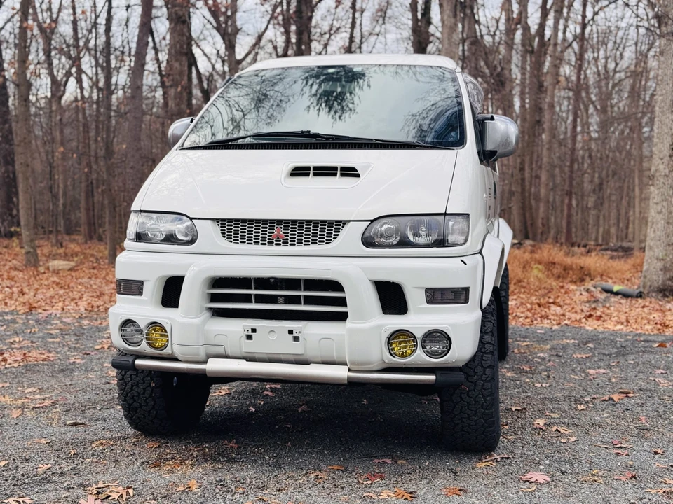 1999 Mitsubishi Delica 4th Gen - Image 5 of 31