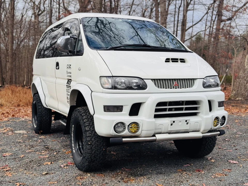 1999 Mitsubishi Delica 4th Gen - Image 9 of 31