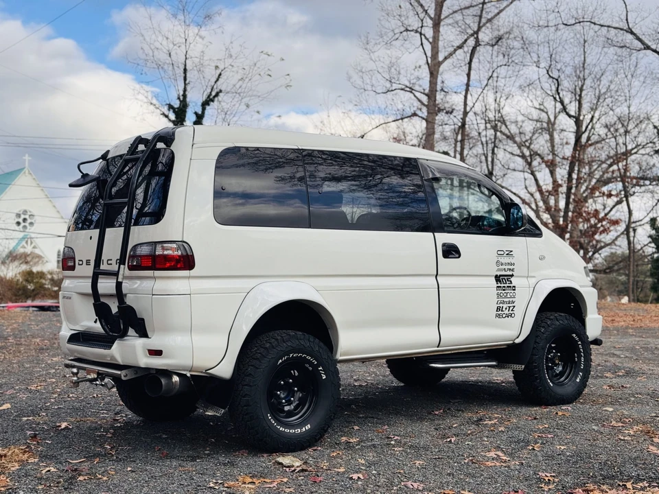 1999 Mitsubishi Delica 4th Gen - Image 21 of 31