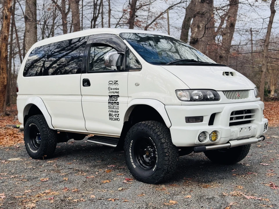 1999 Mitsubishi Delica 4th Gen - Image 12 of 31