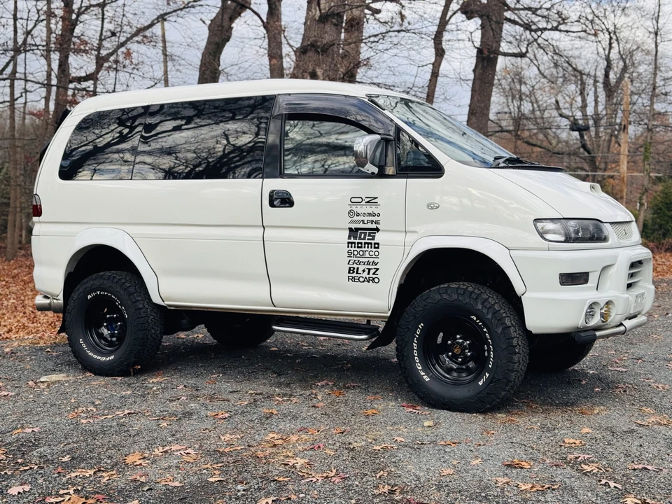1999 Mitsubishi Delica 4th Gen - Image 15 of 31