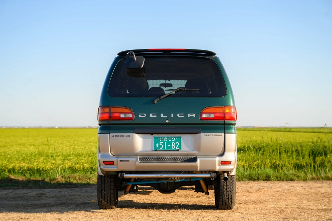 1999 Mitsubishi Delica 4th Gen - Image 15 of 31