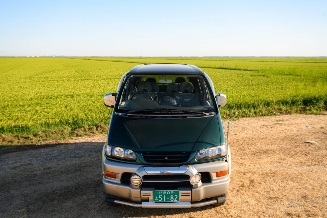 1999 Mitsubishi Delica 4th Gen - Image 7 of 31