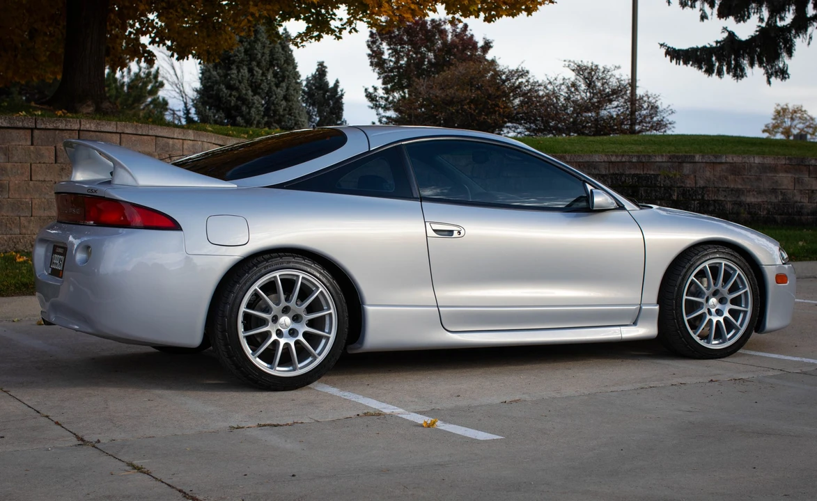 1999 Mitsubishi Eclipse 2nd Gen - Image 12 of 31