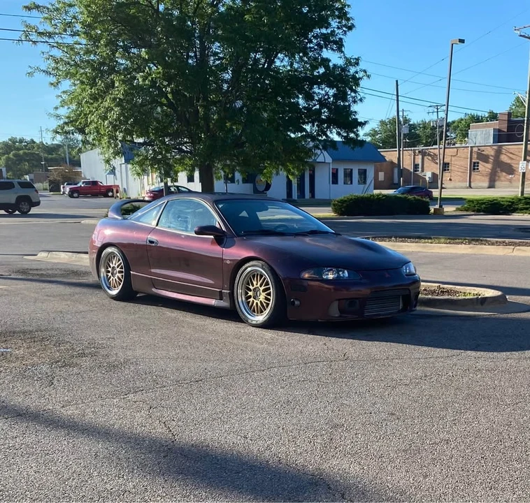 1999 Mitsubishi Eclipse 2nd Gen - Image 11 of 12