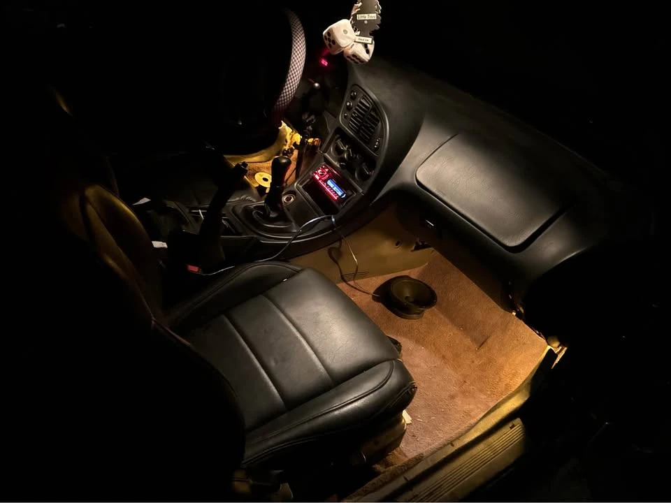 1999 Mitsubishi Eclipse 2nd Gen - Image 7 of 11