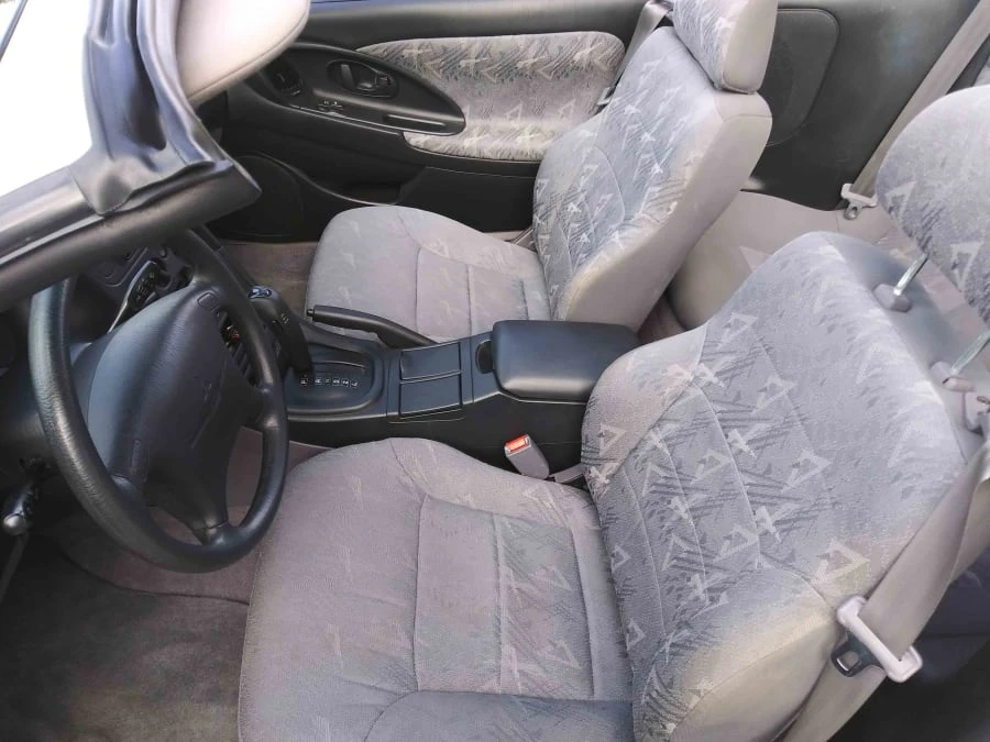 1999 Mitsubishi Eclipse 2nd Gen - Image 7 of 17