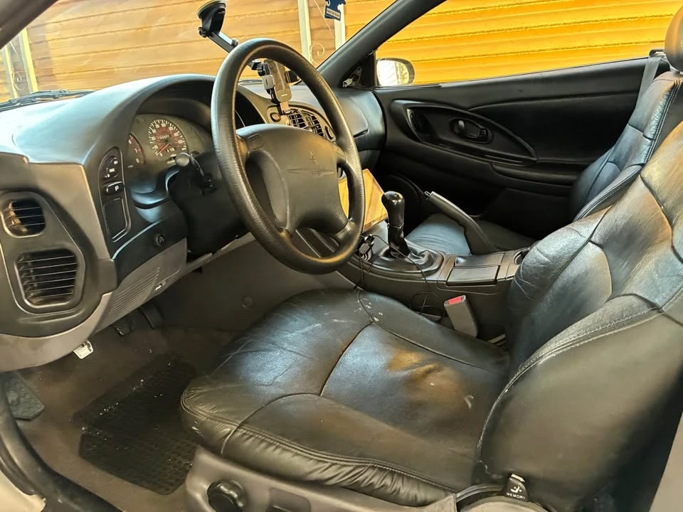 1999 Mitsubishi Eclipse 2nd Gen - Image 8 of 15