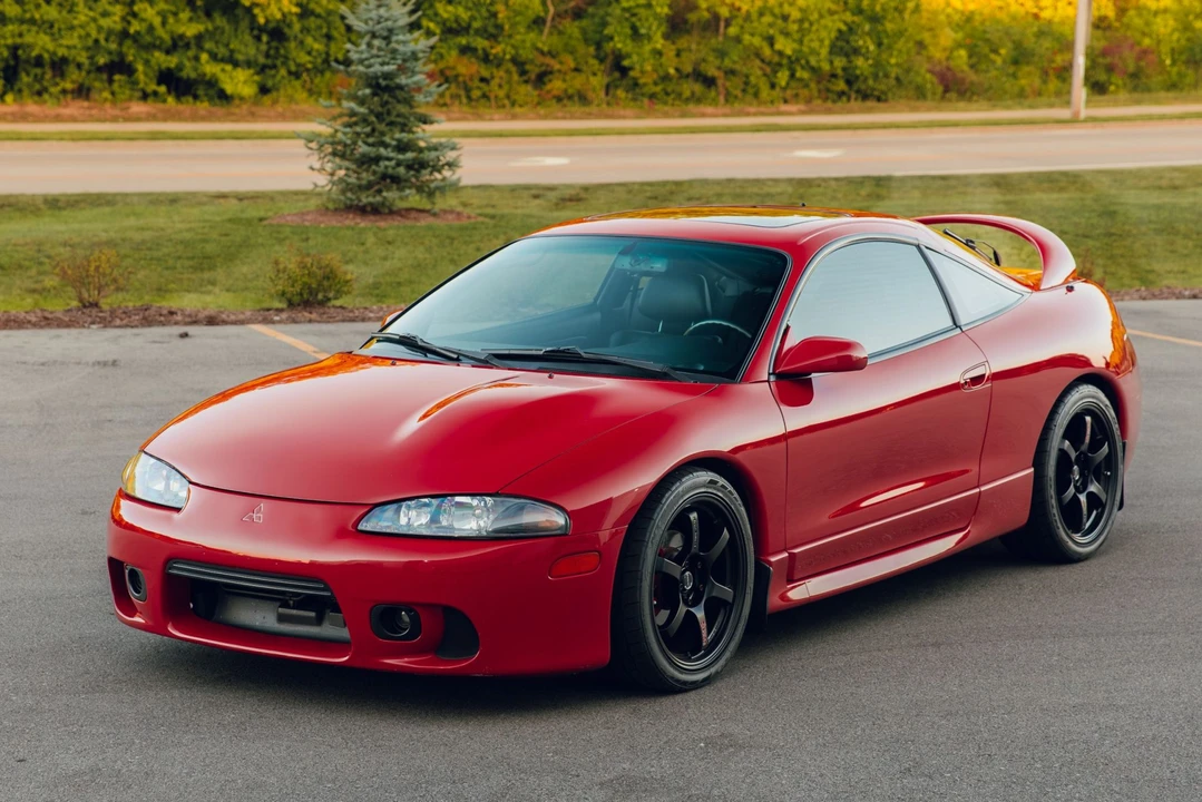 1999 Mitsubishi Eclipse 2nd Gen - Image 2 of 31